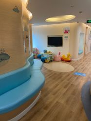 -唯儿诺儿童医院·儿科·眼科·口腔(海岸城店)