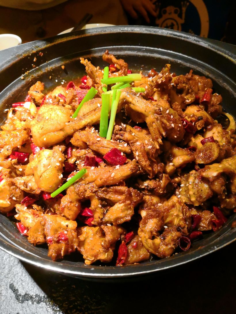 糍粑,一般. 孜然味的牛蛙,完美.