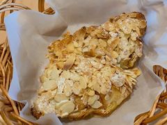 杏仁羊角-麦田工坊(月湖店)