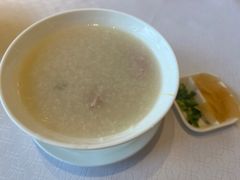 猪肝瘦肉粥-弘雅饭店