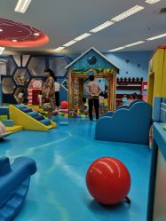 -孩子王童乐园(西安盛龙店)