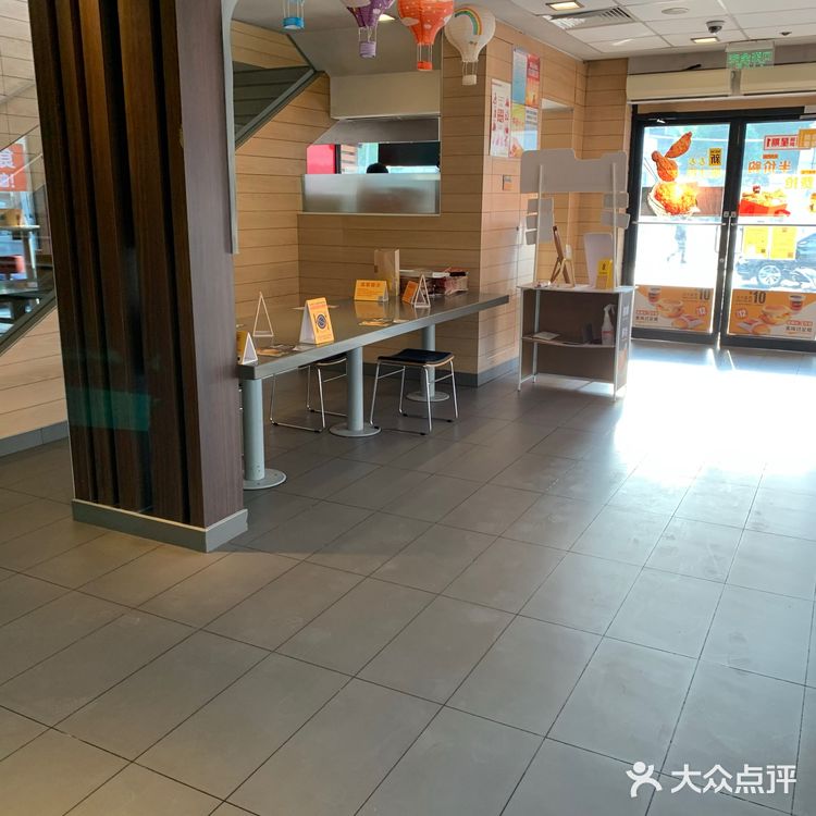 主要是很享受早上悠然的时光，环境很干净