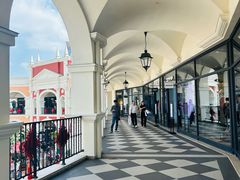 -佛罗伦萨小镇广佛名品奥特莱斯(疏港路店)