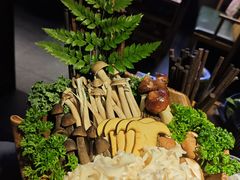 -贵厨酸汤牛肉(花果园国际中心店)