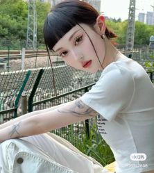 -丝语萱形象