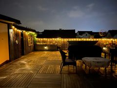 -小草屋轰趴馆别墅派对新场团建家庭聚会