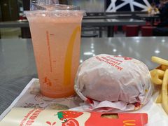 -麦当劳(国际大厦店)
