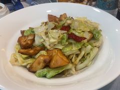 -汗腾格里·风味餐厅(新疆驻京办店)