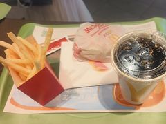 -麦当劳(湖光北街店)