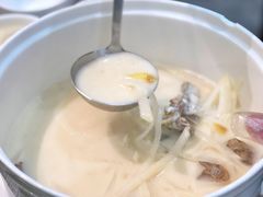 萝卜丝滚巴鱼汤-飞尝蚝·顺德菜·鱼生(顺德总店)