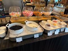 -圣丰索菲特·2 On 988 Café 自助餐厅