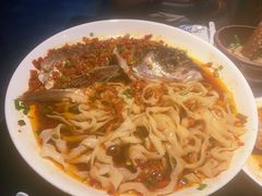 -湘味·鱼头王(上夼美食街店)