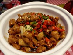 酸菜肥肠煲-老湘村·湖南土菜(天河维多利店)