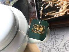 -穹六人间 people 6(岳阳路店)