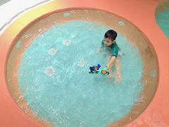 -涨巢·潮玩水疗局