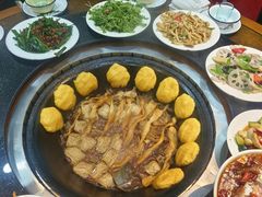 -铁锅炖灶台鱼老三炖鱼馆