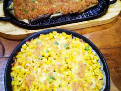 -老东镇啤酒屋海鲜加工·蒸汽海鲜·海鲜烧烤(台东店)