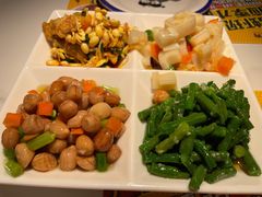 凉菜素拼-叁宝烤肉• 西安烧烤(太乙路店)