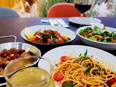 -théATRE茶聚场·餐厅(环球金融中心店)