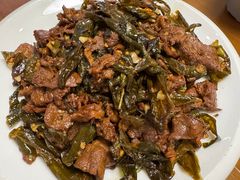 干辣椒牛肉-英兰朝族饭店·英兰锅包肉(佳园路店)