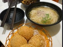 -胖子鱼粉(采霞街店)