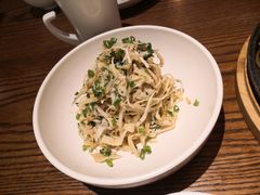 香葱拌笋衣-小大董·烤鸭(王府井apm店)