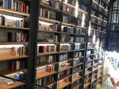 -CGV影城(滨江天街IMAX店)