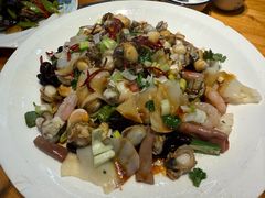 -嗨辣小聚·盘锦河蟹·海鲜烧烤龙虾(盘锦十年好店)