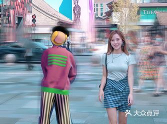 偶遇平行时空的自己，穿搭新玩法“YOU你定义”