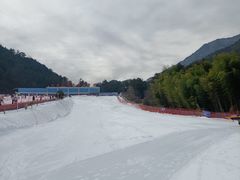 -大别山南武当滑雪场