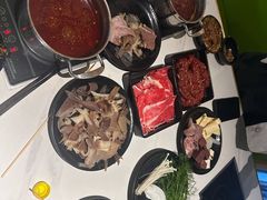 -爱伲牛肉火锅自助(景洪店)