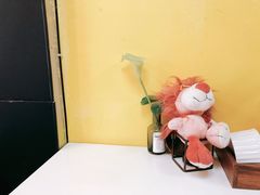 -志龙皇冠吃货椰子铺