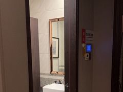 -和子足浴SPA会馆(东方之门店)
