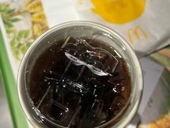 -麦当劳(中山公园龙之梦店)