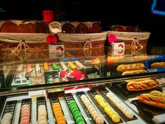 -Salon de The de Joel Robuchon(外滩18号店)