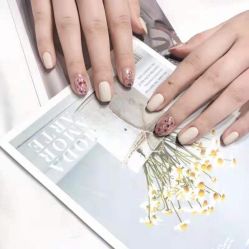 -由甲·美甲美睫工作室