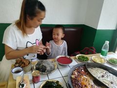 -瓜西西重庆火锅(花溪店)