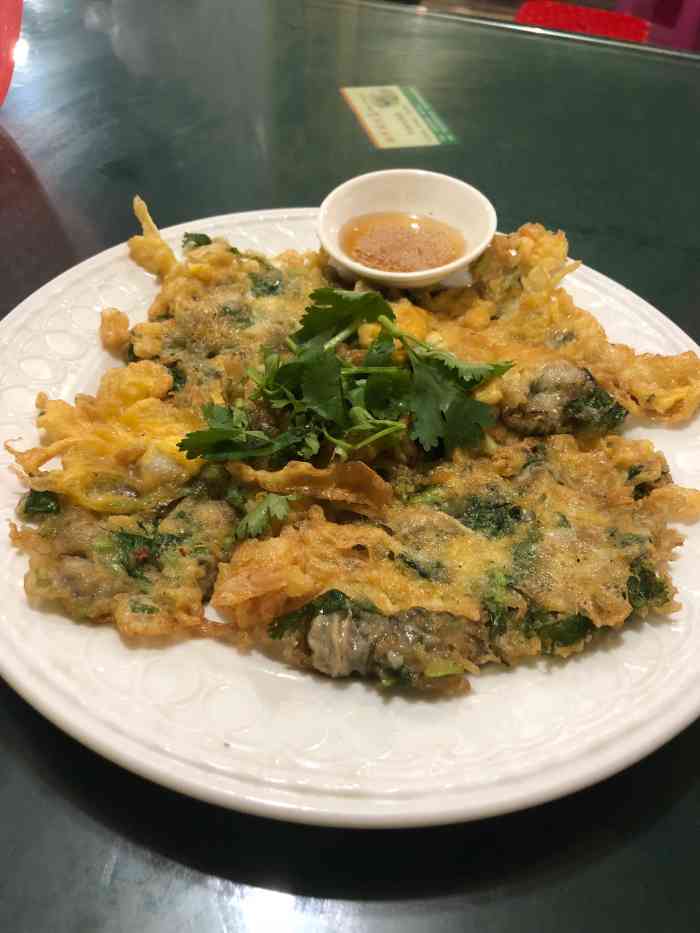 潮州风味之远利蚝煎-"住的酒店的保安大叔推荐的,说是本地人经常.