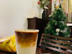 蜜瓜生椰拿铁-啡萃咖啡店(铜锣湾店)