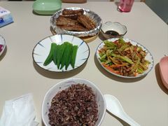 -爱贝尔高端月嫂(母婴护理)