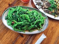 -无名牌猪脚店
