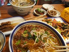 -云阿蛮云南生烫牛肉米线(奉贤路店)