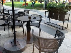 -星巴克(上海长宁来福士1F店)