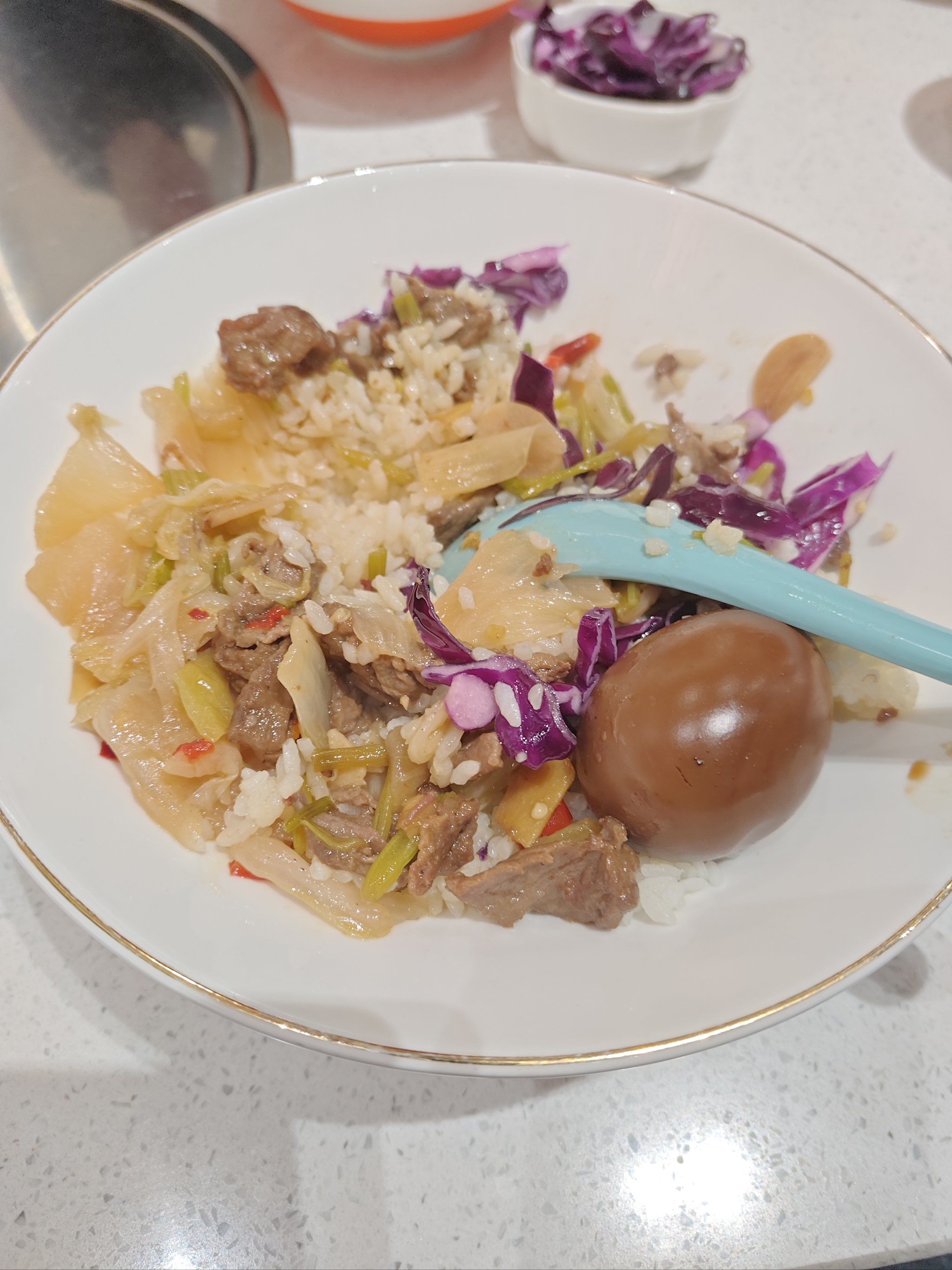 牛肉双拼饭不错