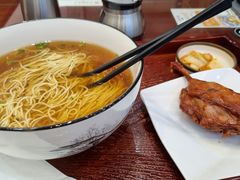 -百年老字号·观振兴蟹黄面·三虾面·苏式面(观前街富仁坊巷店)