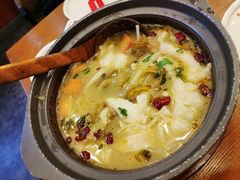 -周鱼小馆石锅酸菜鱼(活力汇店)