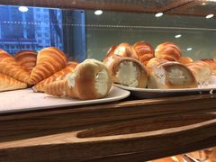 奶油牛角面包-新侨三宝乐面包店(崇文门店)