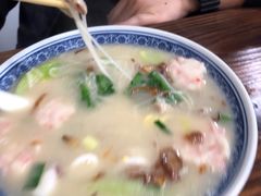 -亚忠小吃店(曾厝垵店)
