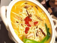 -桂满陇·手作小笼包&江南叫花鸡(中山公园店)