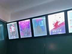 -荒岛实景沉浸密室(江汉路1店)